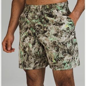 Lululemon Mens Pace Breaker Short 7" Size M